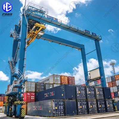 Macara portal cu cauciuc (RTG)